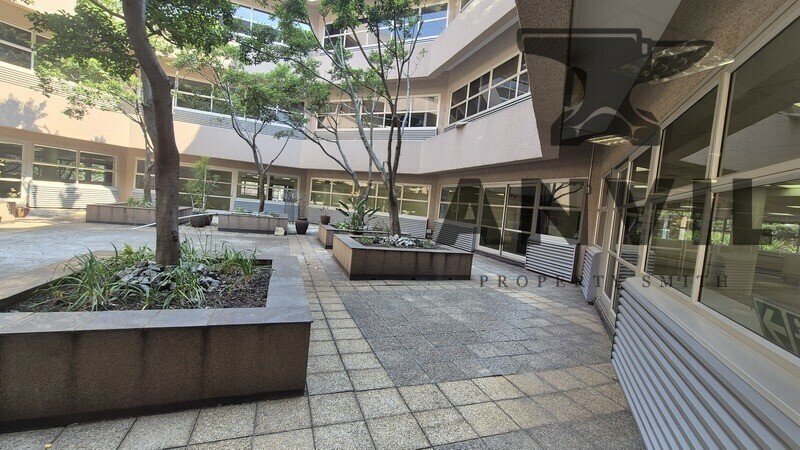 8 Hillside Road, Parktown - Ground floor property image 25