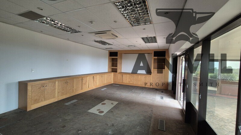 10 Queens Road, Parktown - Whole Building  property image 14