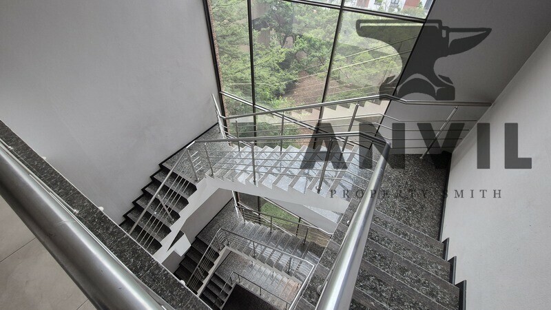 10 Queens Road, Parktown - Whole Building  property image 23