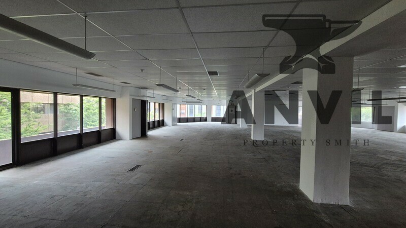 10 Queens Road, Parktown - Whole Building  property image 24