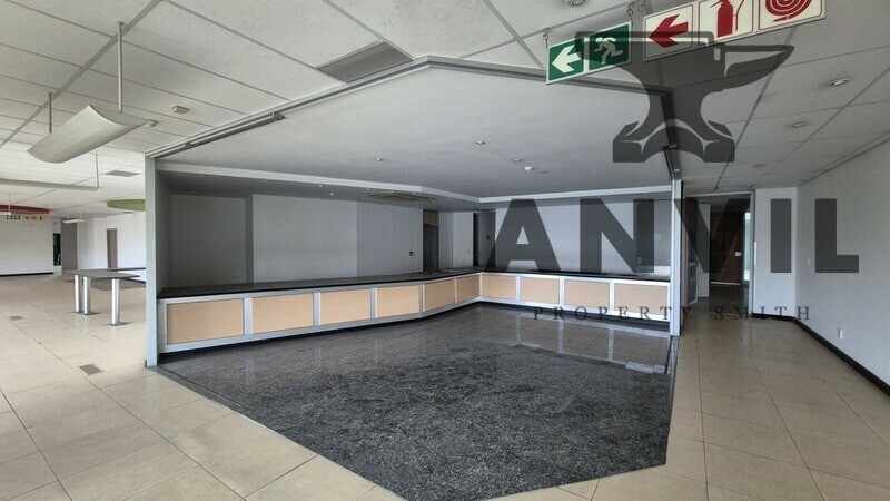 10 Queens Road, Parktown - Whole Building  property image 27