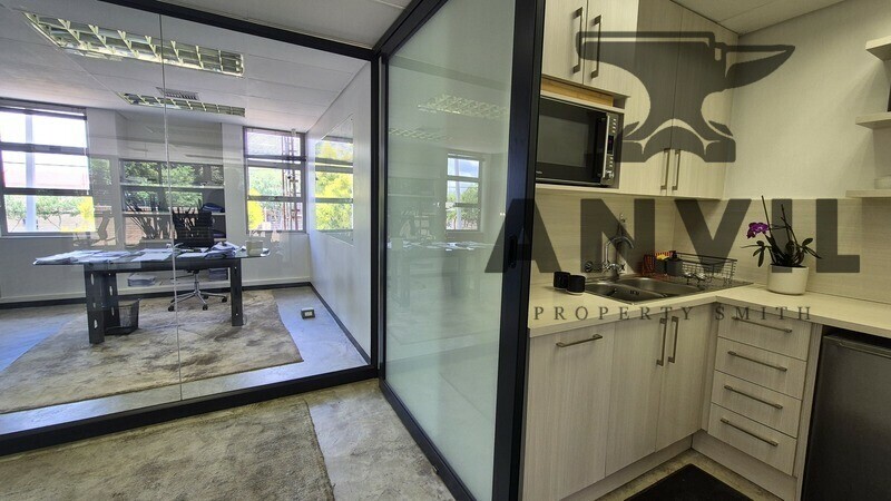 379 Lynnwood Road, Menlo Park - 1st floor rw property image 7