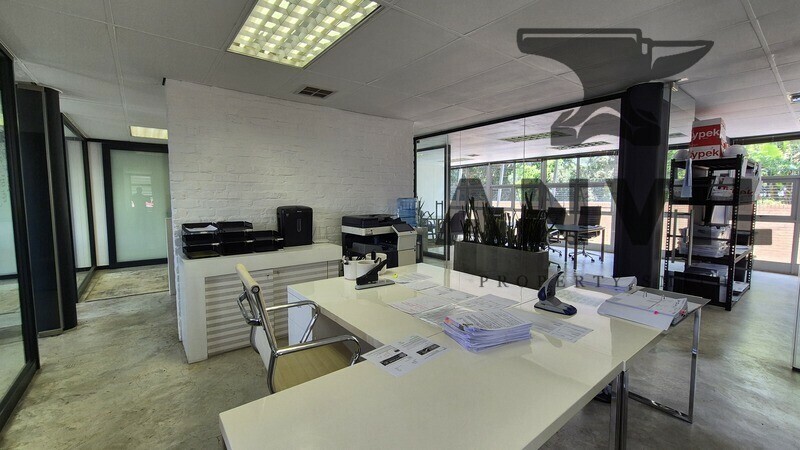 379 Lynnwood Road, Menlo Park - 1st floor rw property image 9