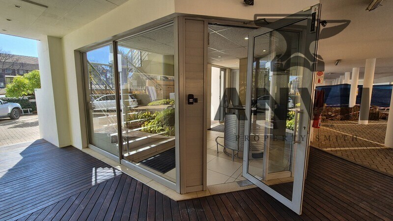 379 Lynnwood Road, Menlo Park - 1st floor rw property image 12