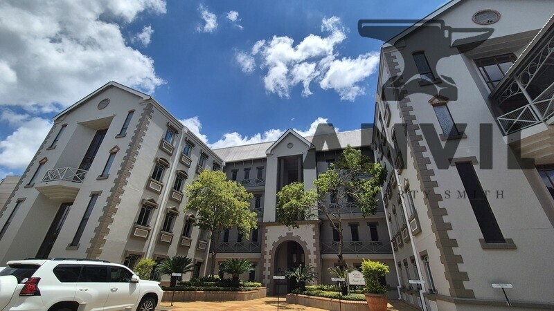 Hatfield Gardens - Entire second floor  property image 2