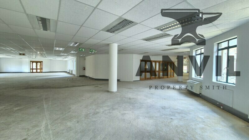 Hatfield Gardens - Entire second floor  property image 6