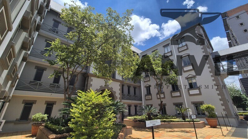 Hatfield Gardens - Entire second floor  property image 18