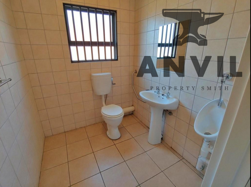 Honeydew Business Park, Roodepoort - Building D Unit 17,16,15 property image 20