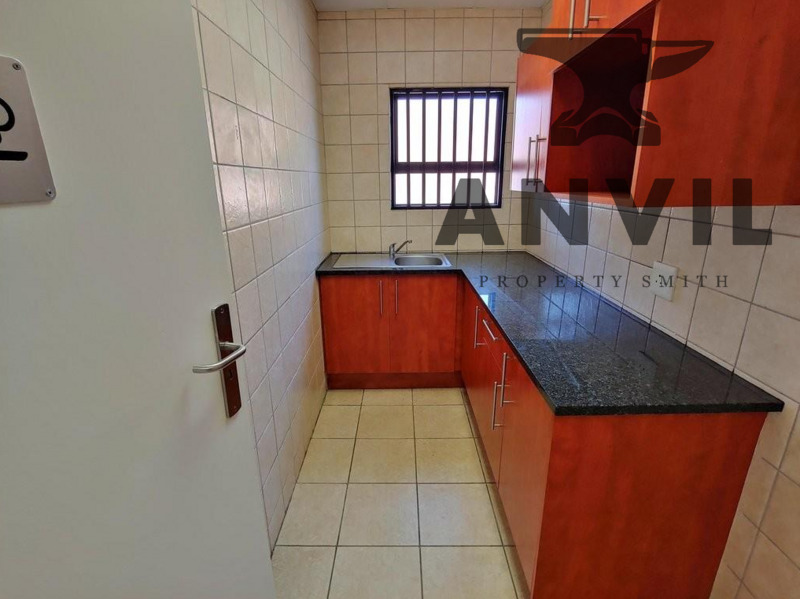 Honeydew Business Park, Roodepoort - Building D Unit 17,16,15 property image 21