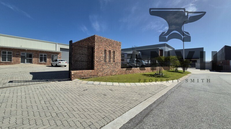 51 Leadwood Crescent - 51 Leadwood Crescent, Fairview, Port Elizabeth property image 42