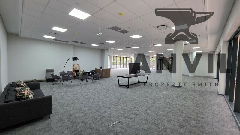 30 Jellicoe Avenue - Ground Floor - East property image 3