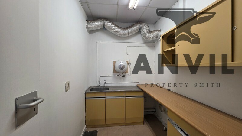 8 Sturdee  - 2nd Floor - OF802001  property image 12