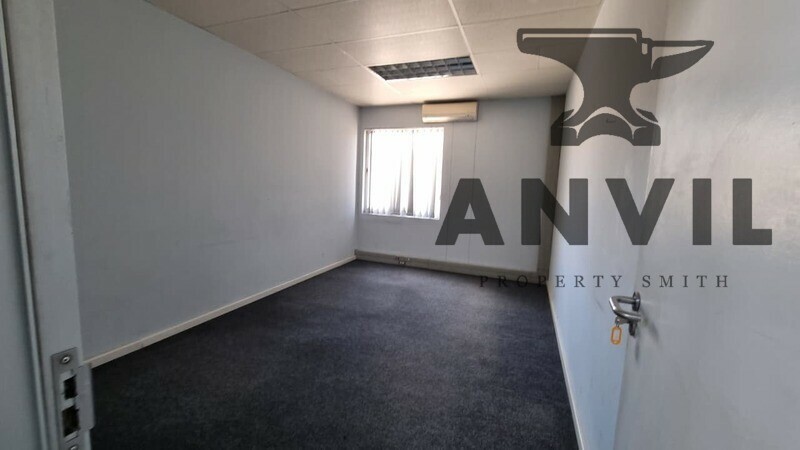 36 Gunners Circle, Epping - Office Block  property image 17