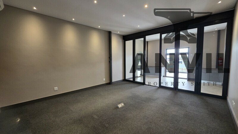 589 Yaldwyn Road, Jet Park, Boksburg - 589 Yaldwyn Road, Jet Park, Boksburg property image 13