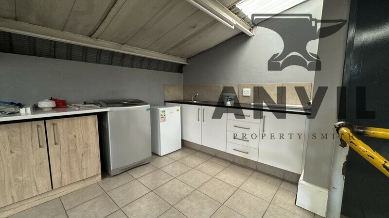 10 Cam Crescent - Standalone Warehouse For Sale property image 11