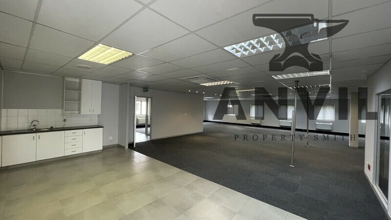 Clearwater Office Park, Roodepoort - Building 6 - First Floor (6O1f) property image 12
