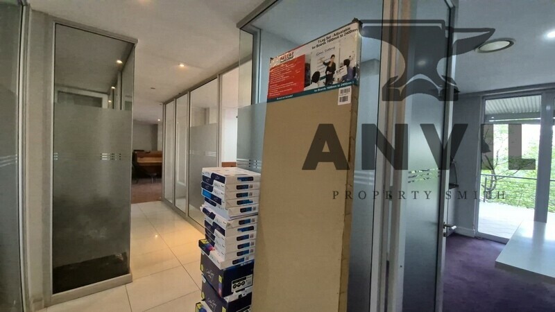 Illovo Muse, Sandton - 1st FL Office - Unit 15 property image 7