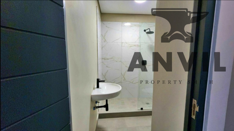 Staytus on Mark Plein - Unit 19  property image 2