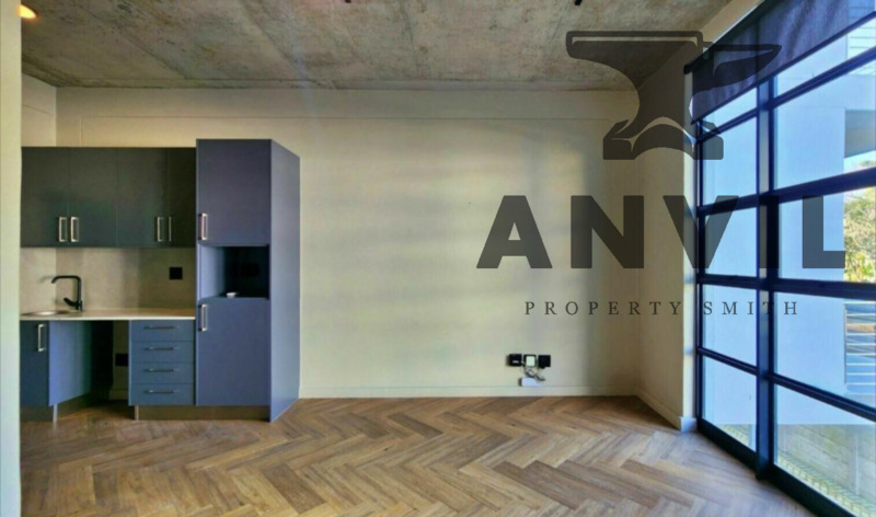 Staytus on Mark Plein - Unit 19  property image 6