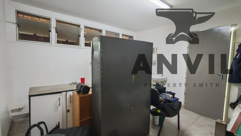 Palm River Industrial Park - Unit 18 property image 17