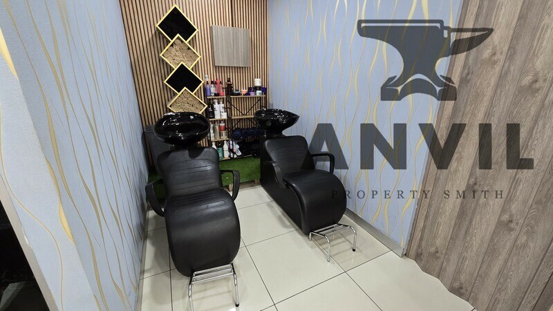 Granada Square, Umhlanga Rocks, Umhlanga - Shop "Elegent Edge Salon" Ground Floor Unit property image 8