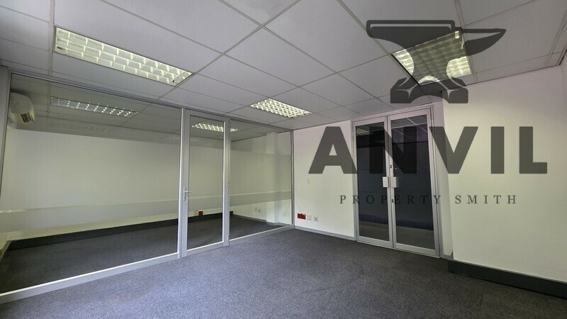 Hyde Park Lane - Edinburgh gate - Ground Floor (EG002) property image 5