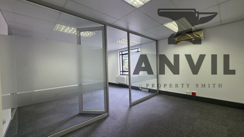 Hyde Park Lane - Edinburgh gate - Ground Floor (EG002) property image 9