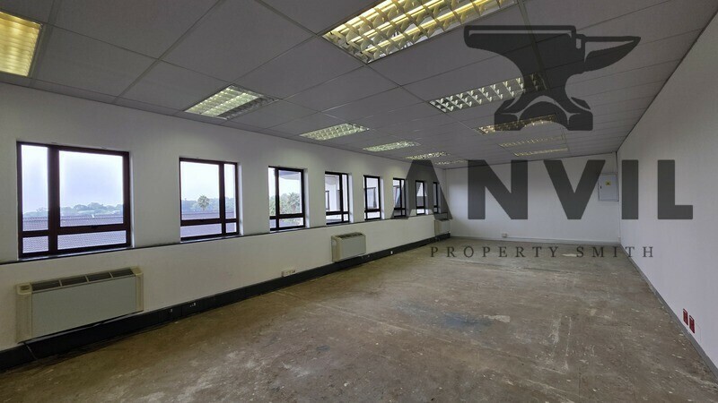 Hyde Park Lane - Edinburgh Gate - 2nd Floor (E2003) property image 9