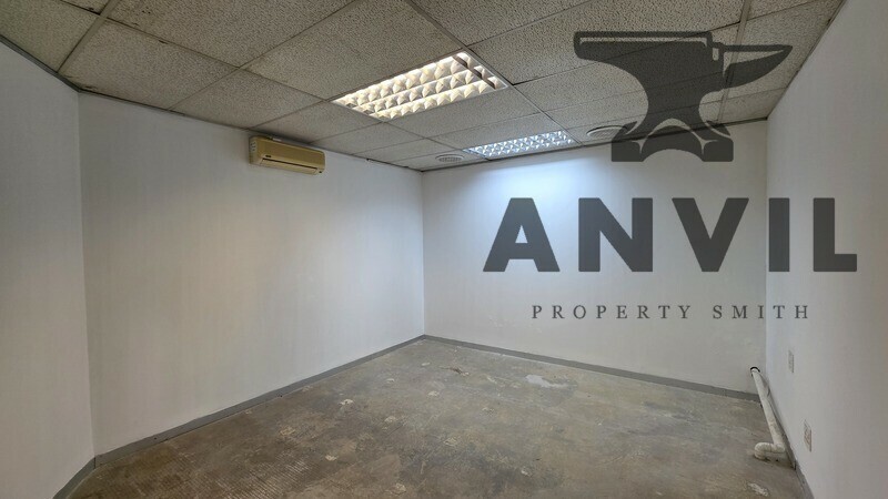 Hyde Park Lane - Edinburgh Gate - 2nd Floor (E2001) property image 9