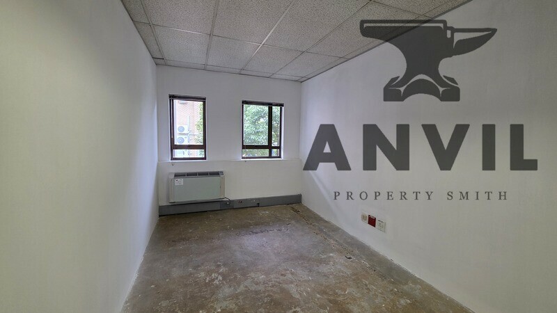 Hyde Park Lane - Edinburgh Gate - 2nd Floor (E2001) property image 13