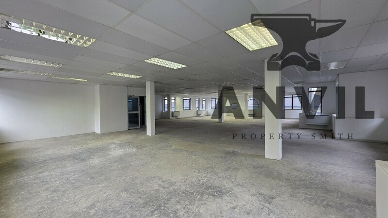 Hyde Park Lane - Edinburgh Gate - 1st Floor (E1001) property image 8