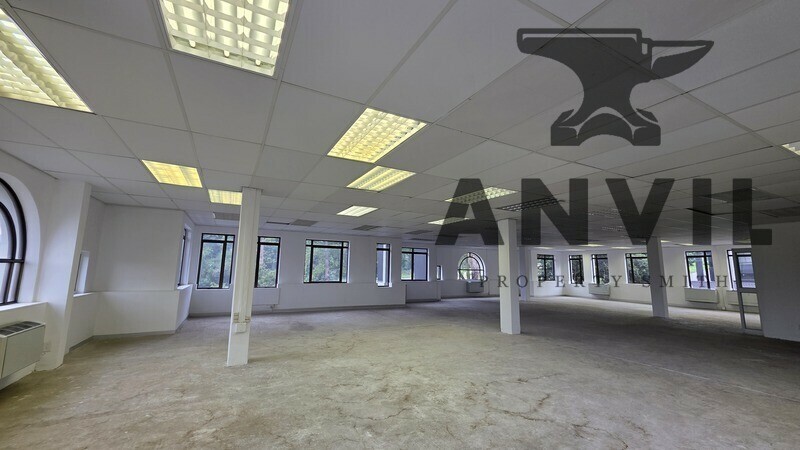 Hyde Park Lane - Edinburgh Gate - 1st Floor (E1001) property image 13