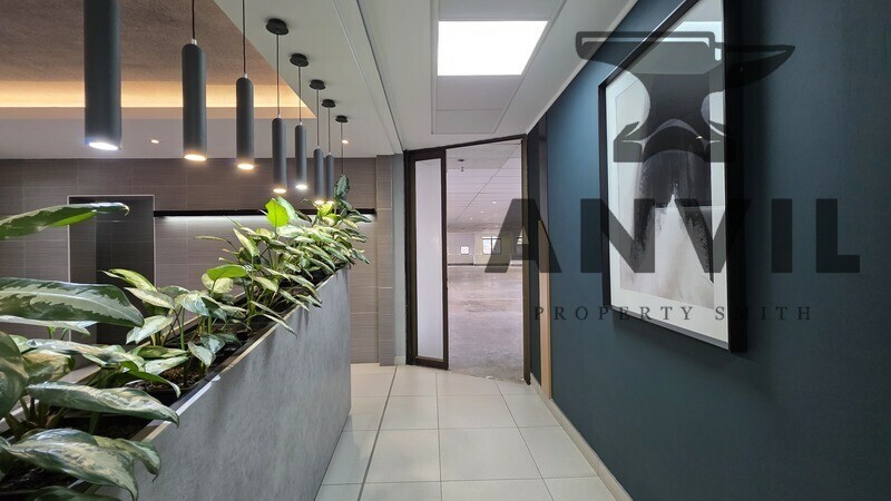 Edinburgh Gate - 1st Floor (E1004)