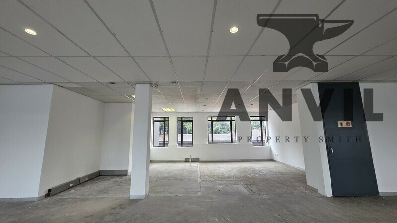 Hyde Park Lane - Edinburgh Gate - 1st Floor (E1004) property image 18