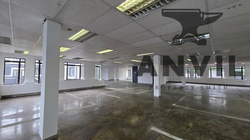 Hyde Park Lane - Edinburgh Gate - 1st Floor (E1004) property image 8