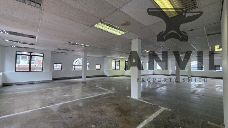 Hyde Park Lane - Edinburgh Gate - 1st Floor (E1004) property image 14