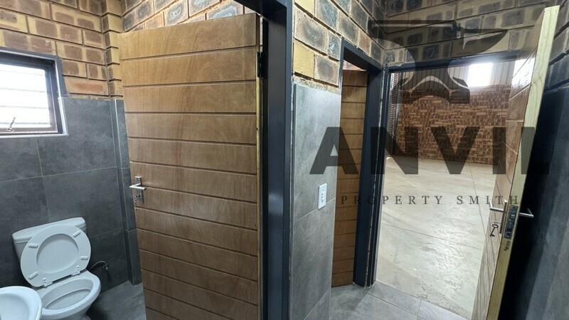 S17 Business Park - Unit 12 - Shaft 17 Business Park property image 19