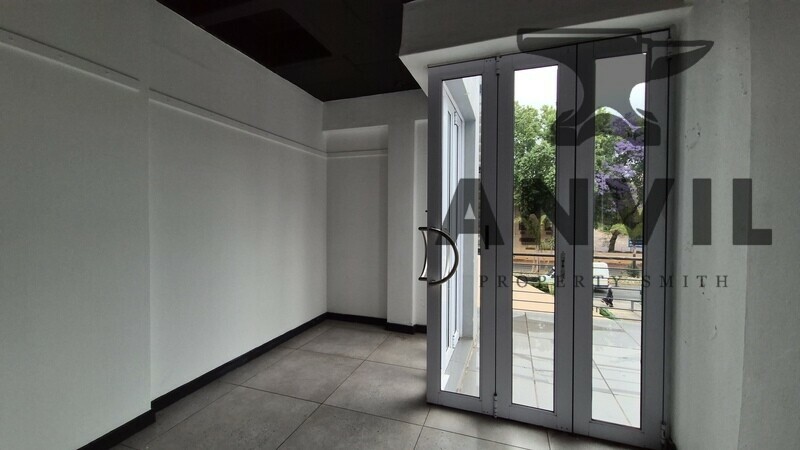 Illovo Muse, Sandton - 1st FL Office - Unit 17 property image 9