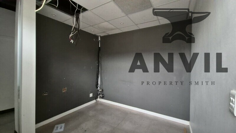 Illovo Muse, Sandton - 1st FL Office - Unit 17 property image 17