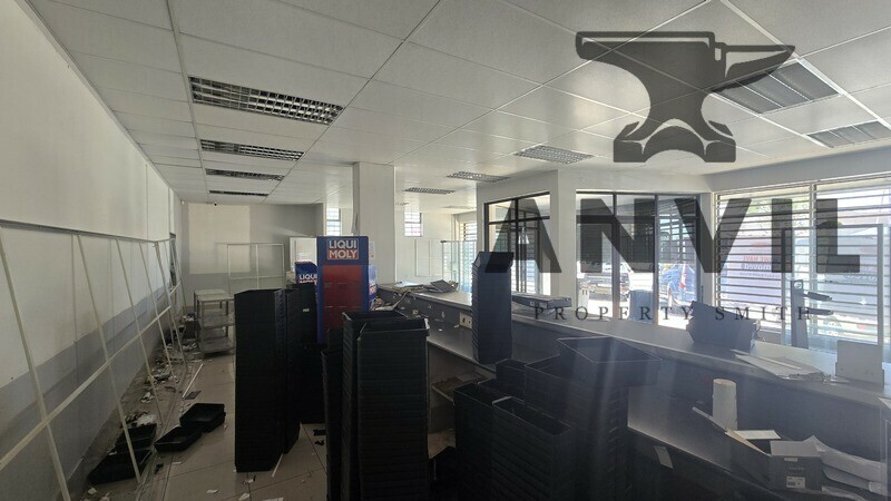 33 on Palm, Salt River - Unit on corner property image 3