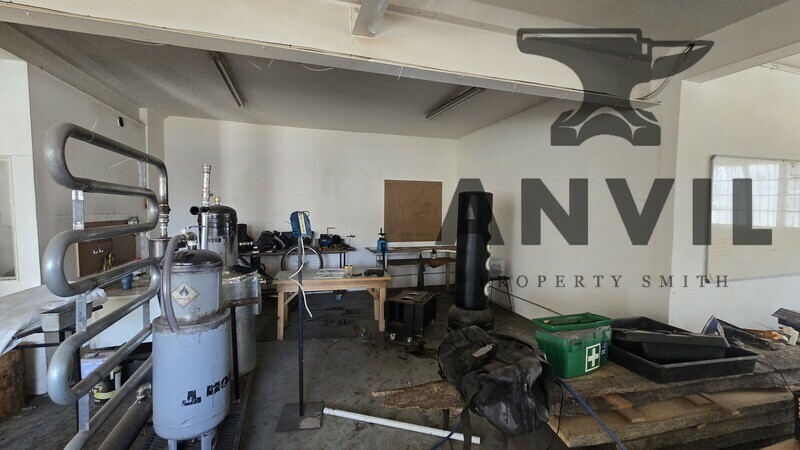 Nearby Industrial Park - unit 28 - 161sqm warehouse space to let in Woodstock property image 14