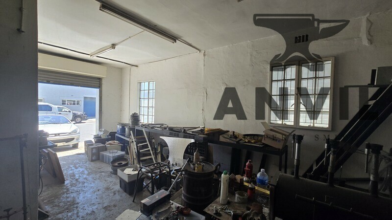 Nearby Industrial Park - unit 28 - 161sqm warehouse space to let in Woodstock property image 16