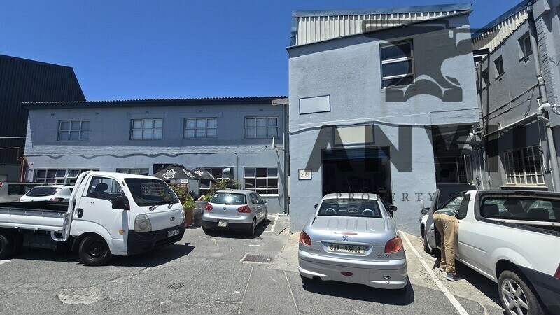 Nearby Industrial Park - unit 28 - 161sqm warehouse space to let in Woodstock property image 20