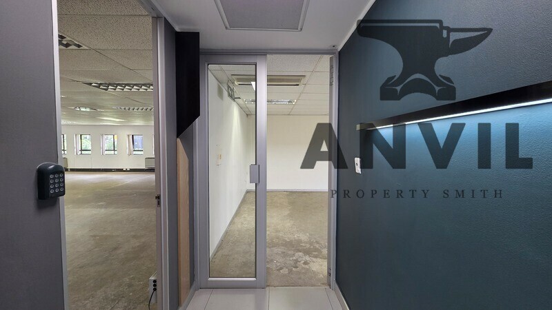 Hyde Park Lane - Marlborough Gate - 1st Floor (B1002) property image 13