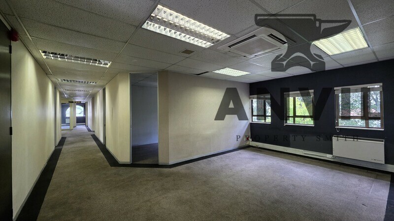 Hyde Park Lane - Oxford Gate - 1st Floor Entire (H1002) property image 3