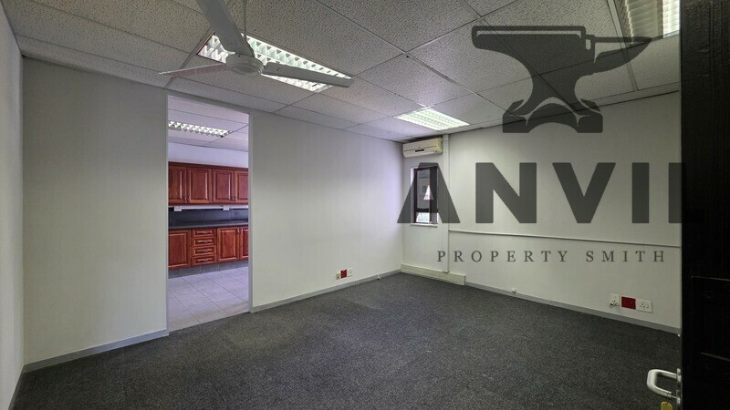 Hyde Park Lane - Oxford Gate - 1st Floor Entire (H1002) property image 17