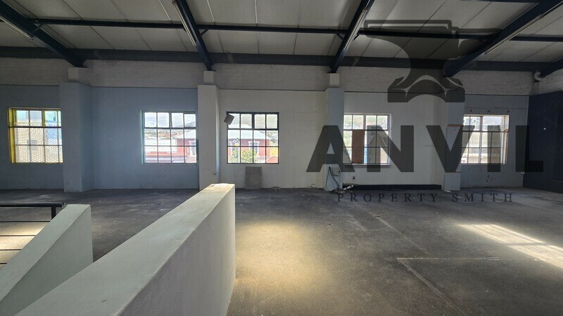 213 Albert Road - 1500sqm First-Floor Industrial Unit To Let In Woodstock property image 2