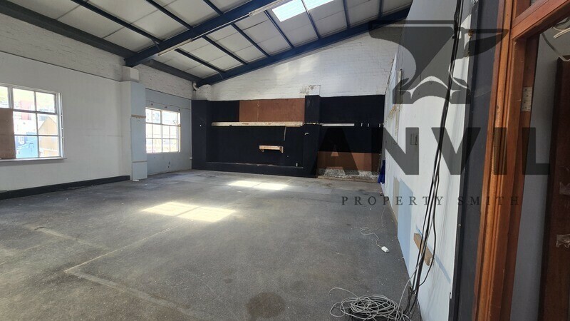 213 Albert Road - 1500sqm First-Floor Industrial Unit To Let In Woodstock property image 6
