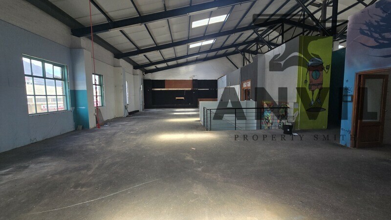213 Albert Road - 1500sqm First-Floor Industrial Unit To Let In Woodstock property image 8