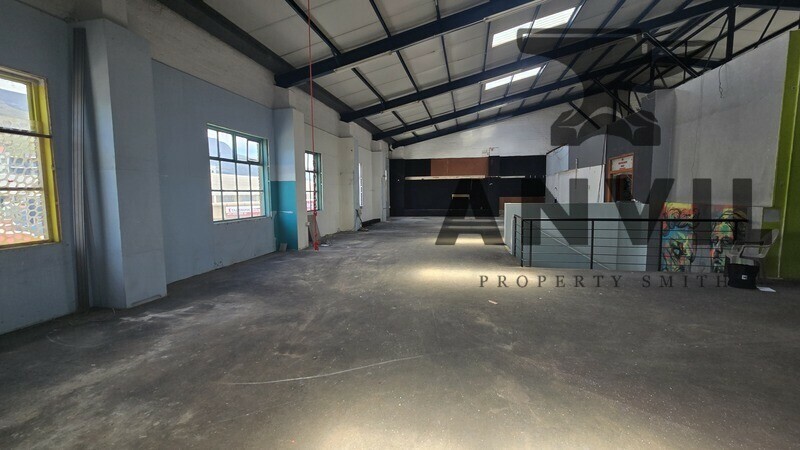 213 Albert Road - 1500sqm First-Floor Industrial Unit To Let In Woodstock property image 9